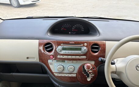 Toyota Sienta I, 2004 год, 750 000 рублей, 12 фотография