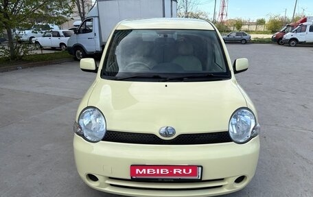 Toyota Sienta I, 2004 год, 750 000 рублей, 13 фотография