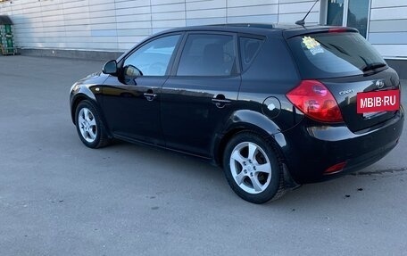 KIA cee'd I рестайлинг, 2009 год, 800 000 рублей, 5 фотография