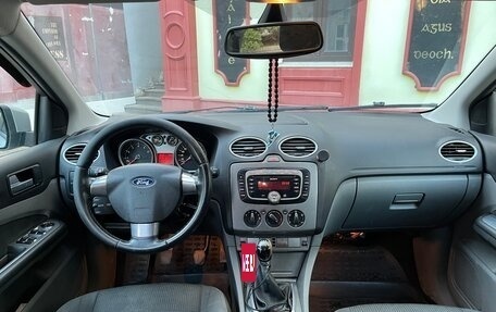 Ford Focus II рестайлинг, 2009 год, 450 000 рублей, 17 фотография