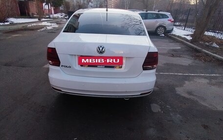 Volkswagen Polo VI (EU Market), 2015 год, 750 000 рублей, 4 фотография