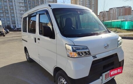 Daihatsu Hijet X, 2019 год, 850 000 рублей, 2 фотография