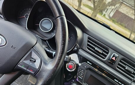 KIA Rio III рестайлинг, 2011 год, 900 000 рублей, 3 фотография