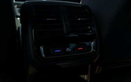 Volkswagen Passat B8 рестайлинг, 2019 год, 1 689 000 рублей, 18 фотография