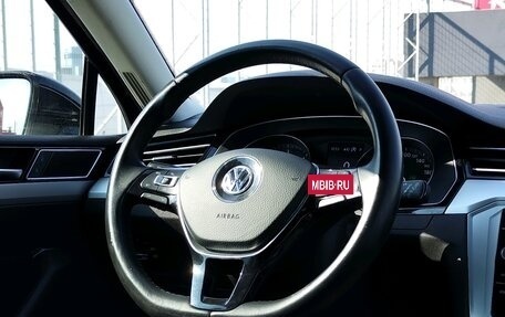 Volkswagen Passat B8 рестайлинг, 2019 год, 1 689 000 рублей, 14 фотография