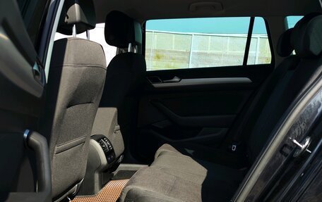 Volkswagen Passat B8 рестайлинг, 2019 год, 1 689 000 рублей, 21 фотография