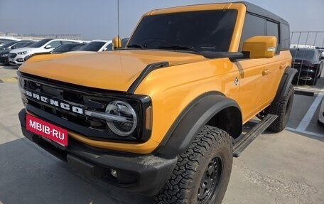 Ford Bronco, 2022 год, 6 600 000 рублей, 2 фотография