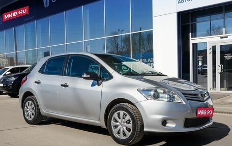 Toyota Auris II, 2012 год, 750 000 рублей, 1 фотография