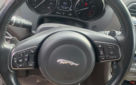 Jaguar F-Pace, 2017 год, 3 200 000 рублей, 9 фотография