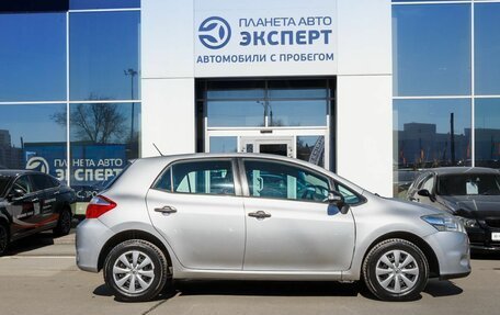 Toyota Auris II, 2012 год, 750 000 рублей, 2 фотография