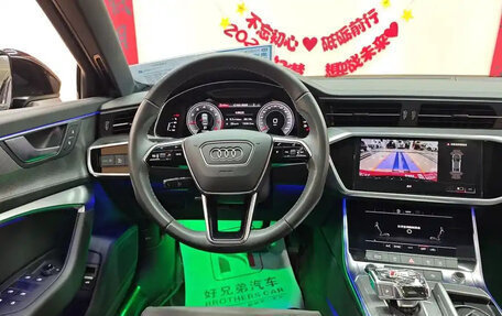 Audi A6, 2021 год, 3 940 000 рублей, 6 фотография