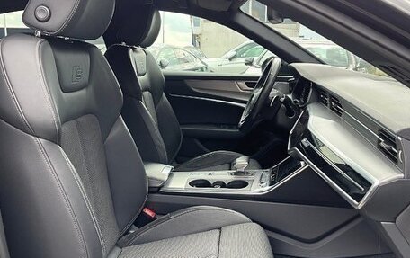 Audi A6, 2021 год, 3 220 000 рублей, 6 фотография