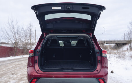 Toyota Highlander, 2021 год, 5 350 000 рублей, 13 фотография