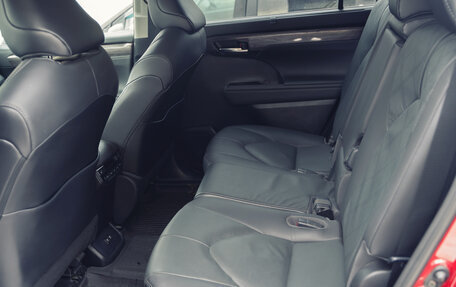 Toyota Highlander, 2021 год, 5 350 000 рублей, 17 фотография