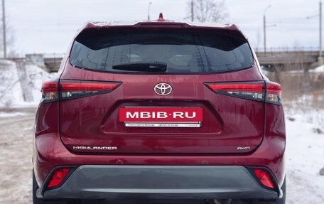 Toyota Highlander, 2021 год, 5 350 000 рублей, 6 фотография