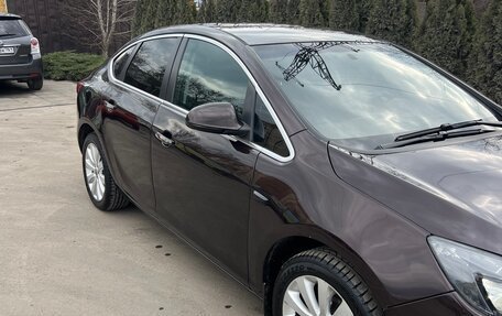 Opel Astra J, 2013 год, 1 050 000 рублей, 7 фотография