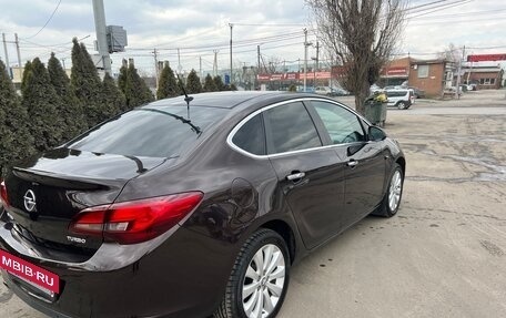 Opel Astra J, 2013 год, 1 050 000 рублей, 5 фотография