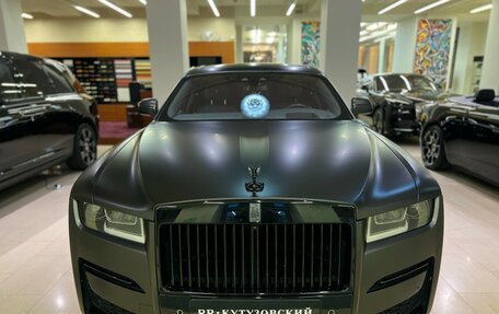 Rolls-Royce Ghost Series II рестайлинг, 2021 год, 30 000 000 рублей, 1 фотография