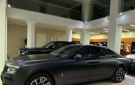 Rolls-Royce Ghost Series II рестайлинг, 2021 год, 30 000 000 рублей, 2 фотография