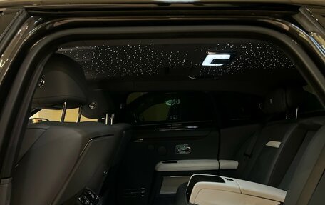 Rolls-Royce Ghost Series II рестайлинг, 2021 год, 30 000 000 рублей, 8 фотография