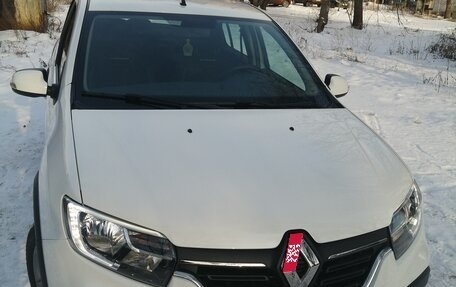 Renault Logan II, 2019 год, 980 000 рублей, 1 фотография