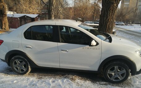 Renault Logan II, 2019 год, 980 000 рублей, 4 фотография