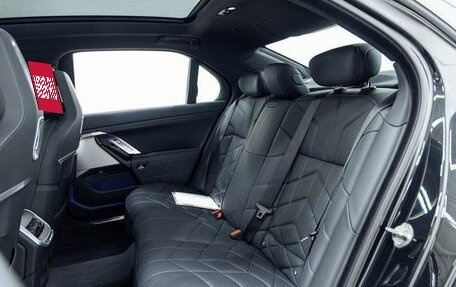 BMW 7 серия, 2023 год, 12 000 000 рублей, 10 фотография