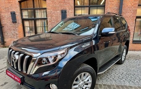 Toyota Land Cruiser Prado 150 рестайлинг 2, 2017 год, 3 670 000 рублей, 1 фотография