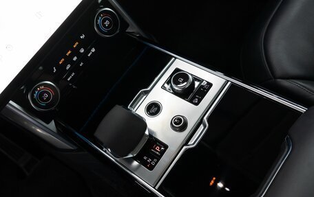Land Rover Range Rover IV рестайлинг, 2022 год, 17 290 000 рублей, 13 фотография