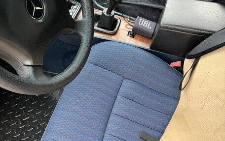Mercedes-Benz W124, 1990 год, 780 000 рублей, 18 фотография