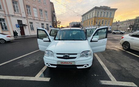 Chevrolet Niva I рестайлинг, 2012 год, 700 000 рублей, 10 фотография