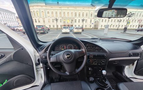 Chevrolet Niva I рестайлинг, 2012 год, 700 000 рублей, 15 фотография