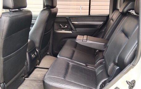 Mitsubishi Pajero IV, 2012 год, 2 150 000 рублей, 12 фотография