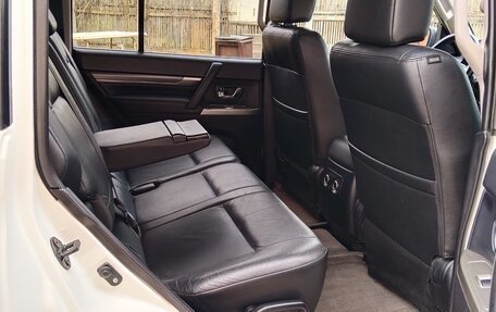 Mitsubishi Pajero IV, 2012 год, 2 150 000 рублей, 15 фотография