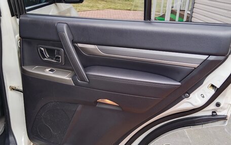 Mitsubishi Pajero IV, 2012 год, 2 150 000 рублей, 19 фотография
