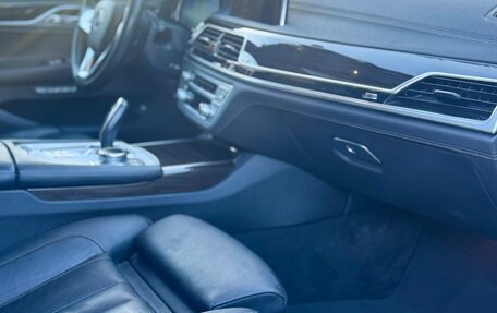 BMW 7 серия, 2016 год, 3 500 000 рублей, 17 фотография