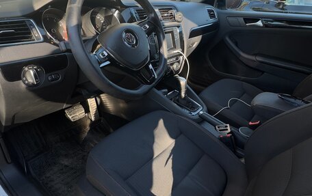 Volkswagen Jetta VI, 2017 год, 1 250 000 рублей, 5 фотография