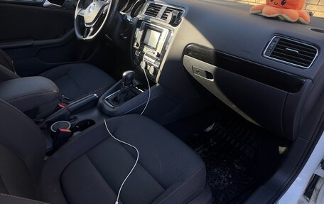 Volkswagen Jetta VI, 2017 год, 1 250 000 рублей, 9 фотография