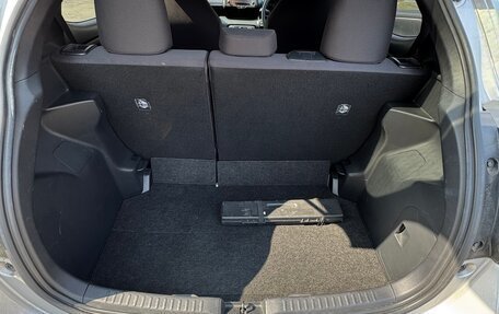 Toyota Yaris, 2021 год, 950 000 рублей, 7 фотография