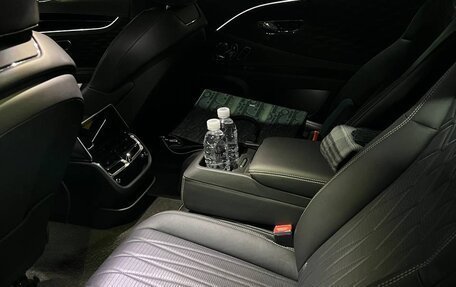 Bentley Flying Spur, 2023 год, 21 500 332 рублей, 12 фотография