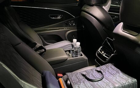 Bentley Flying Spur, 2023 год, 21 500 332 рублей, 13 фотография