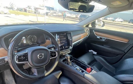 Volvo S90 II рестайлинг, 2017 год, 2 350 000 рублей, 13 фотография