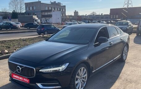 Volvo S90 II рестайлинг, 2017 год, 2 350 000 рублей, 4 фотография