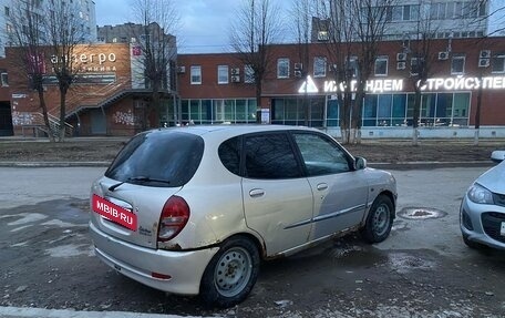 Daihatsu Sirion, 2003 год, 100 000 рублей, 4 фотография