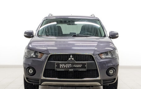 Mitsubishi Outlander III рестайлинг 3, 2010 год, 1 290 000 рублей, 2 фотография
