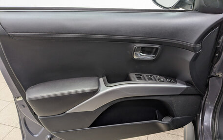 Mitsubishi Outlander III рестайлинг 3, 2010 год, 1 290 000 рублей, 19 фотография