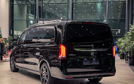 Mercedes-Benz V-Класс, 2023 год, 17 886 288 рублей, 8 фотография