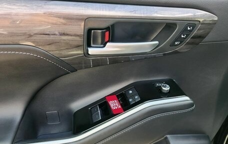 Toyota Highlander, 2025 год, 6 199 000 рублей, 7 фотография