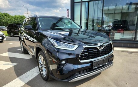 Toyota Highlander, 2025 год, 6 199 000 рублей, 2 фотография