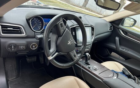 Maserati Ghibli, 2017 год, 5 500 000 рублей, 4 фотография